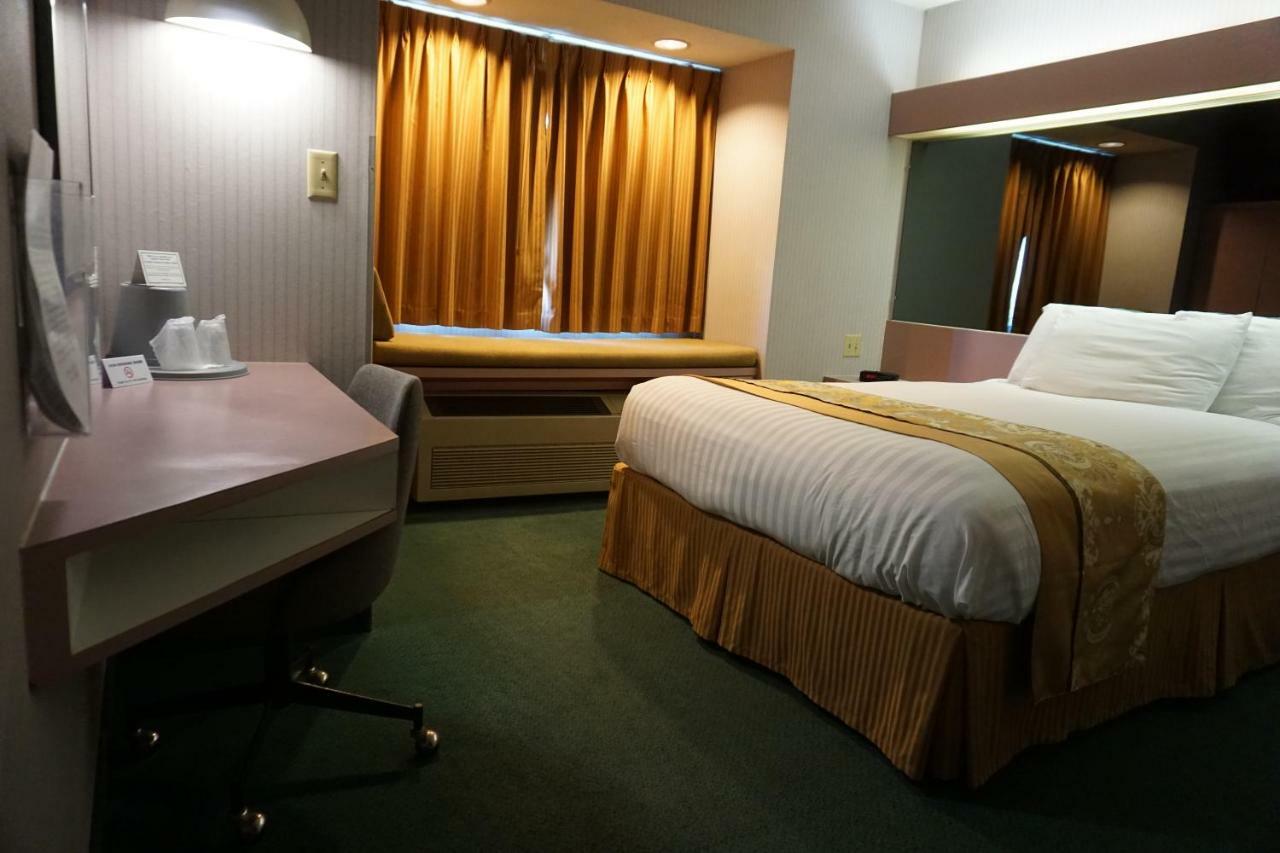 Centerway Hotel Buffalo توناواندا المظهر الخارجي الصورة